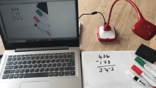 Maths teacher using HUE HD Pro visualiser