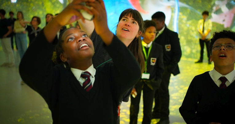 A group of secondary school pupils at FRAMELESS London