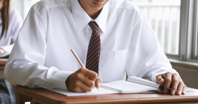 Make student answering exam questions